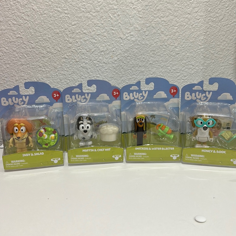 Bundle of Bluey Figurines